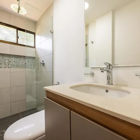 Modern Charming